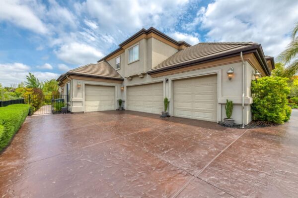 Astra Construction Douglas Ranch Stirling (3)